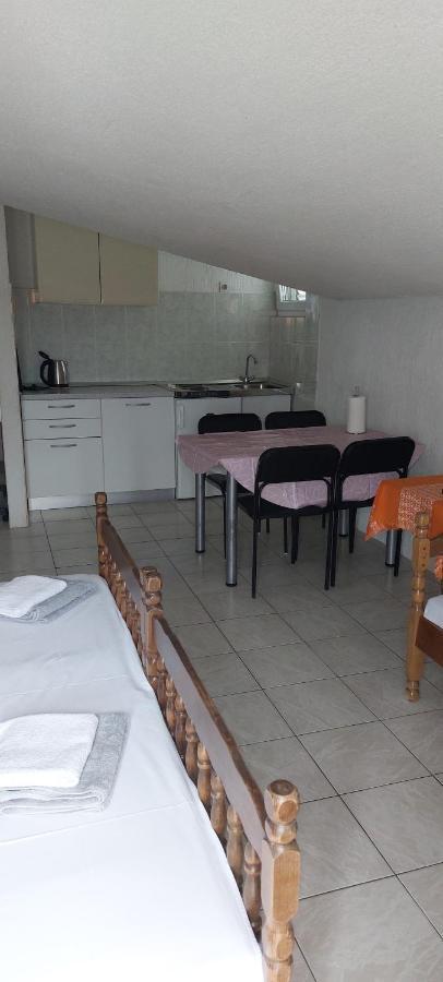 Apartmani Dzapo Srima Buitenkant foto